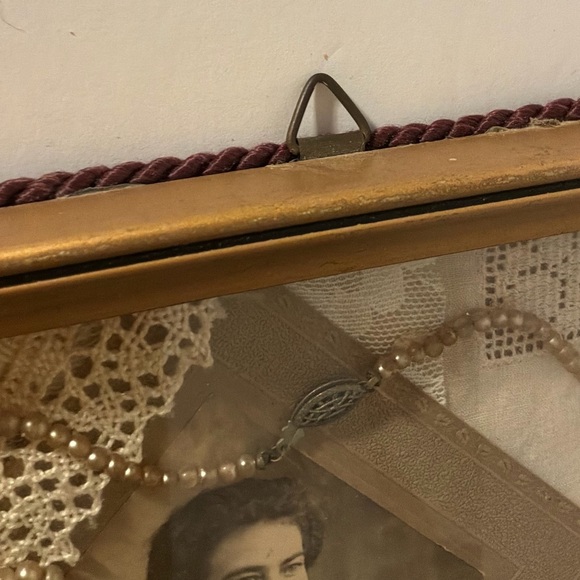 Vintage Collage wall hanging - Picture 6 of 8